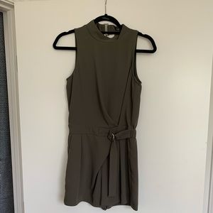 AMAZING condition Green Top Shop Romper